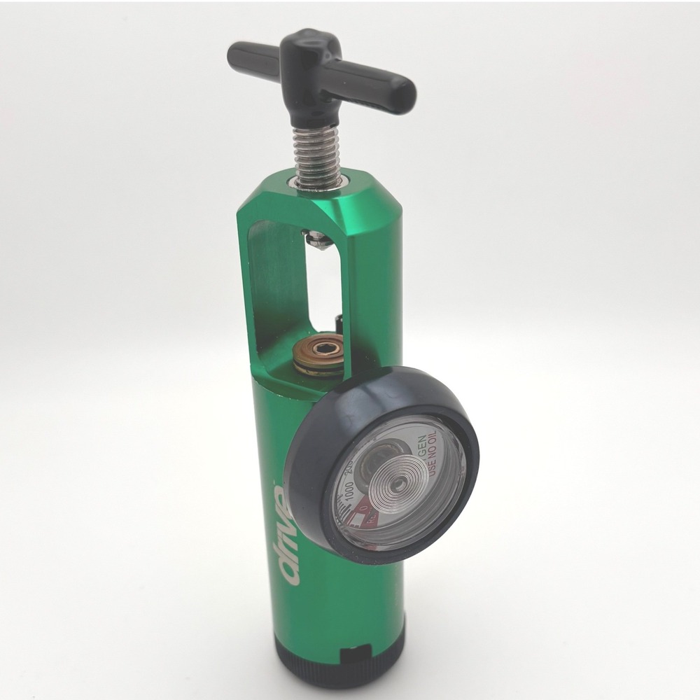 Drive Medical 18302GN Oxygen Regulator CGA 870 Green Aluminum 0-15 LPM PSI Gauge